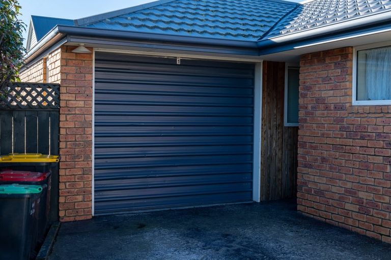 Photo of property in 126 Clarence Street, Riccarton, Christchurch, 8011