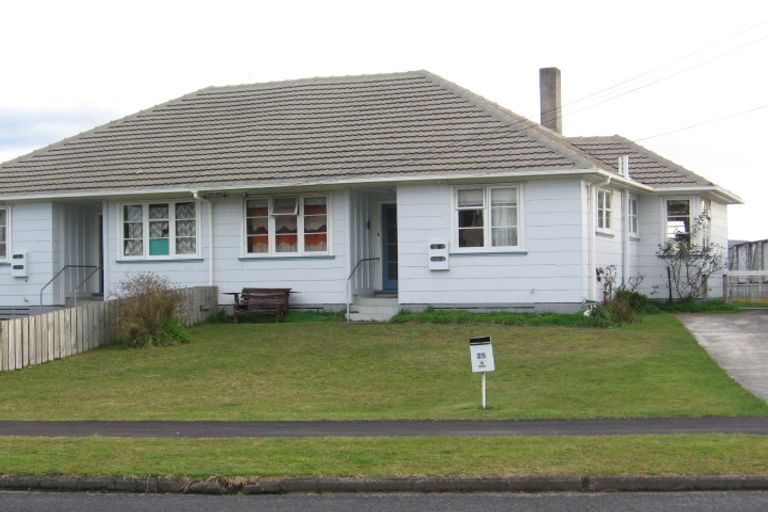 Photo of property in 27 Churchill Avenue, Maeroa, Hamilton, 3200