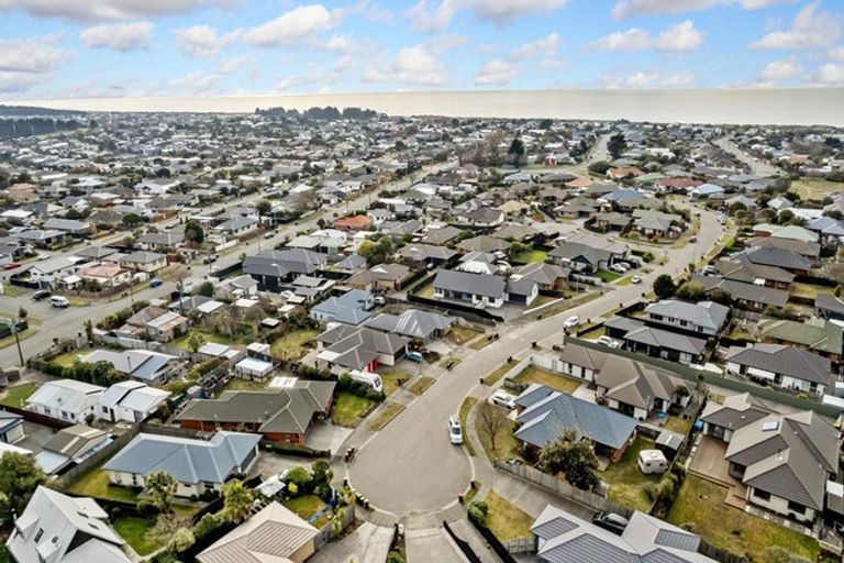 Photo of property in 32 Surfers Place, North New Brighton, Christchurch, 8083