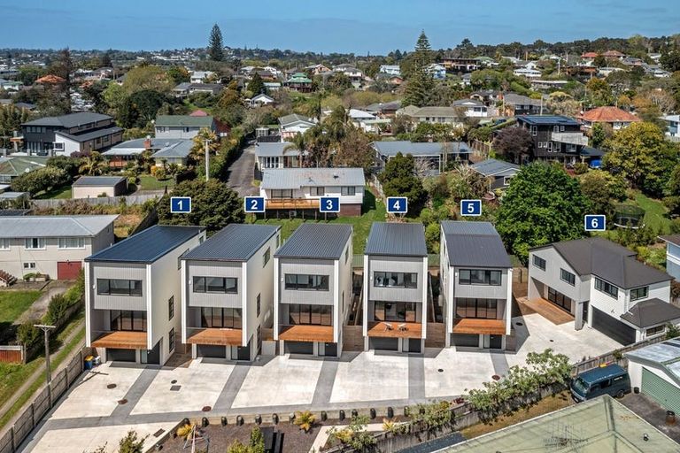 Photo of property in 3/36 Tomo Street, New Lynn, Auckland, 0600