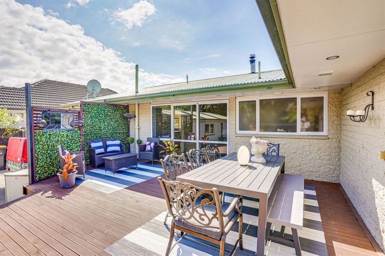 Photo of property in 11 Arlington Street, Burnside, Christchurch, 8053