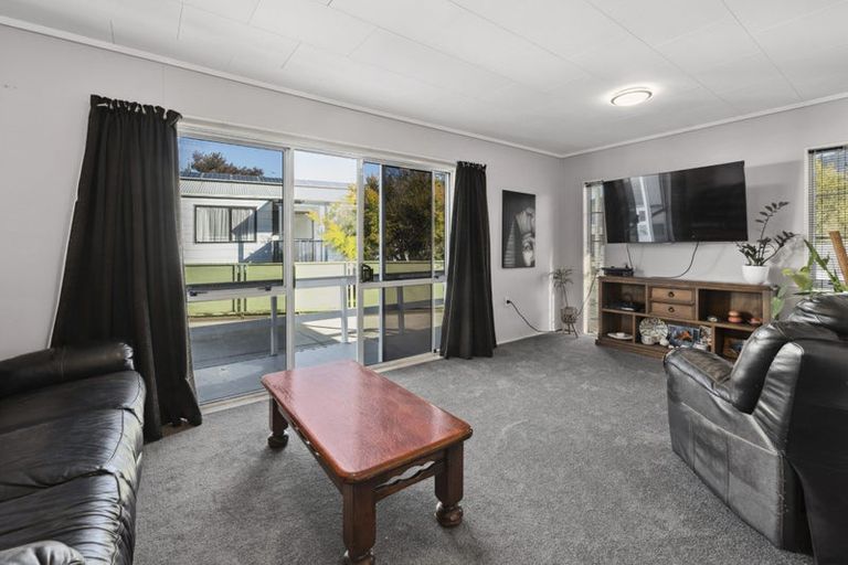 Photo of property in 15a Augustus Earle Place, Pukehangi, Rotorua, 3015