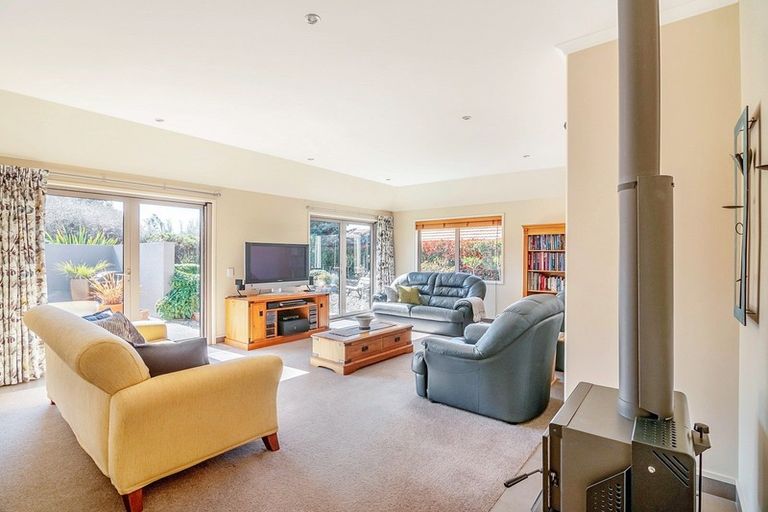 Photo of property in 21 Pisa Moorings Road, Mount Pisa, Cromwell, 9383