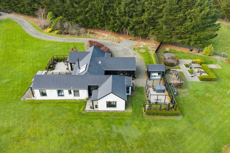 Photo of property in 155b Halcombe Road, Feilding, 4775