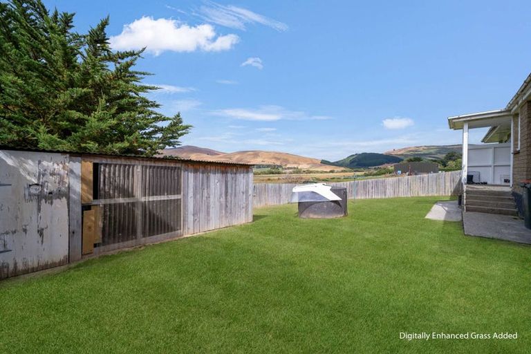 Photo of property in 1 George Street, Clinton, 9534