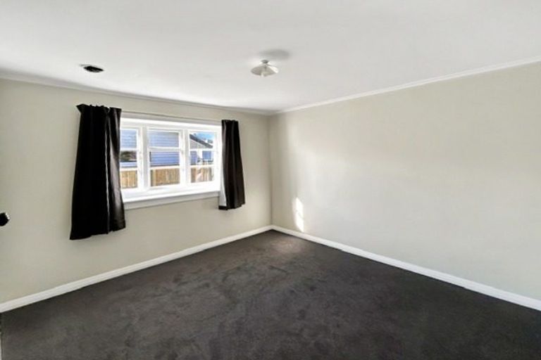 Photo of property in 304 Featherston Street, Palmerston North, 4410
