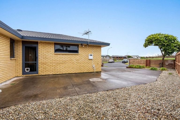 Photo of property in 31 Dillon Drive, Bell Block, New Plymouth, 4312