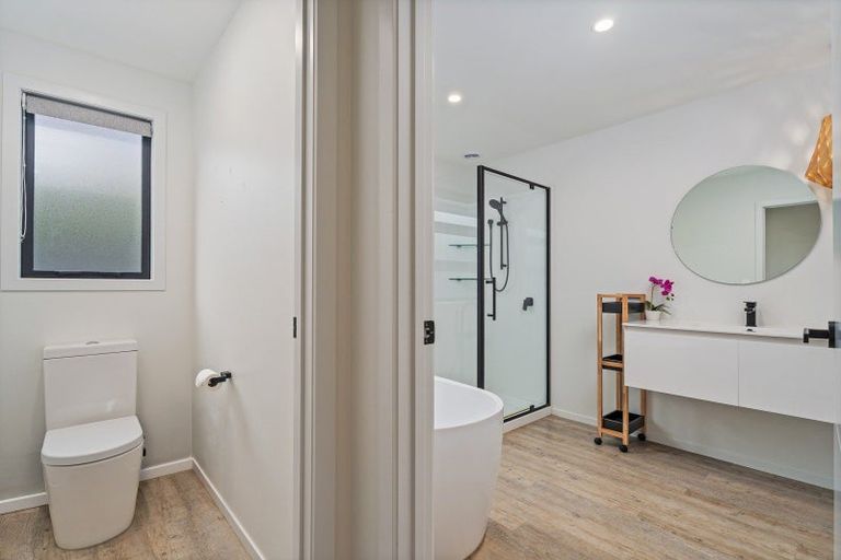 Photo of property in 128 Kupe Drive, Whitianga, 3510