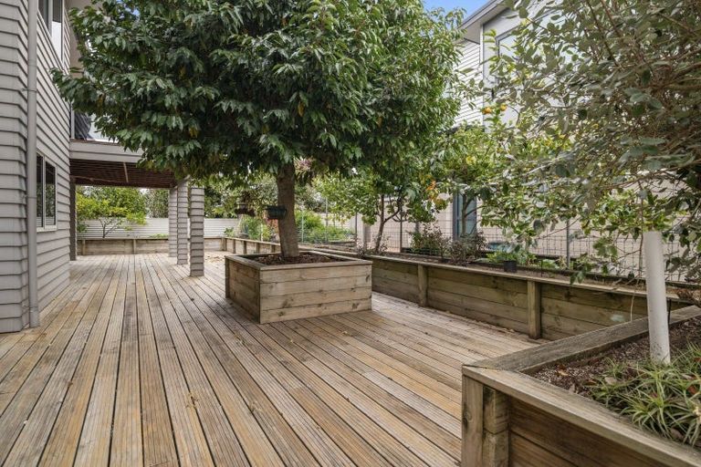 Photo of property in 1/46 Shepherd Road, Waipahihi, Taupo, 3330