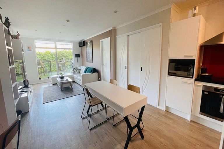 Photo of property in Norfolk Apartments, 105/19 Bute Road, Browns Bay, Auckland, 0630