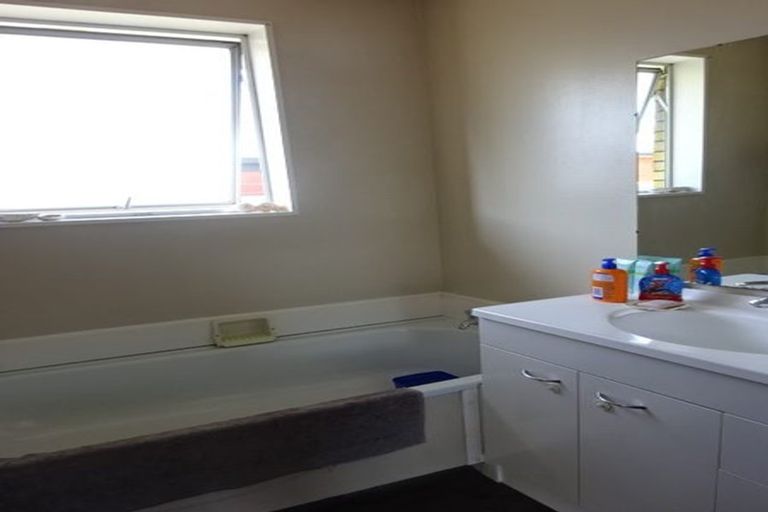 Photo of property in 90a Somerfield Street, Somerfield, Christchurch, 8024