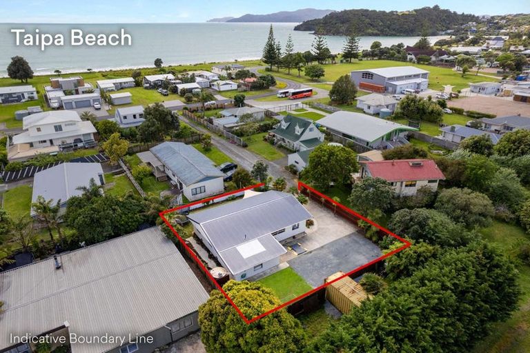 Photo of property in 42 Adamson Road, Taipa, 0420