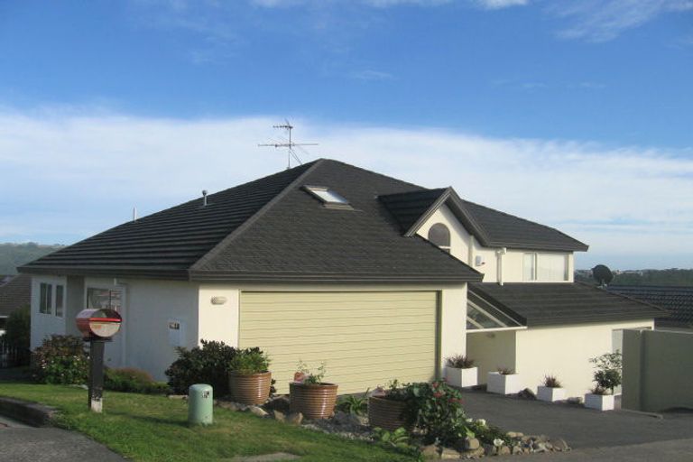 Photo of property in 9 Dornoch Place, Papakowhai, Porirua, 5024