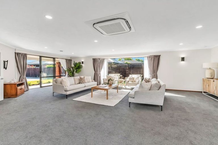Photo of property in 335 Wigram Road, Halswell, Christchurch, 8025