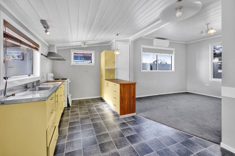 Photo of property in 12 Norfolk Street, Patea, 4520