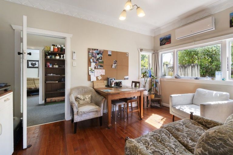 Photo of property in 180 College Street, Awapuni, Palmerston North, 4412