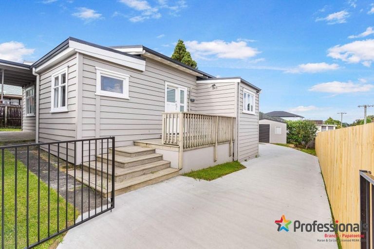 Photo of property in 2/117 Great South Road, Manurewa, Auckland, 2102