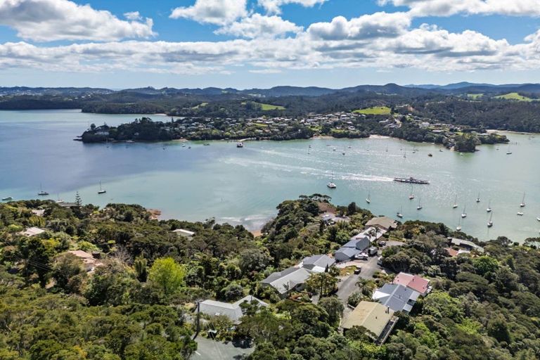 Photo of property in 4 De Haven Street, Opua, 0200