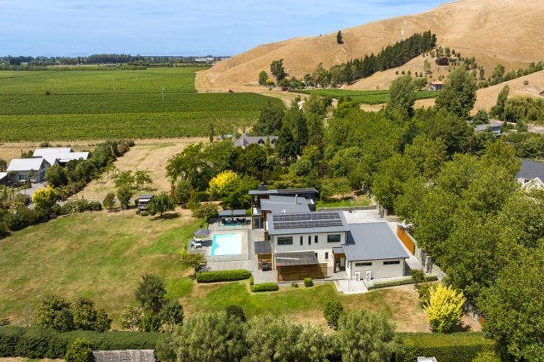 Photo of property in 145 Dry Hills Lane, Riverlands, Blenheim, 7274