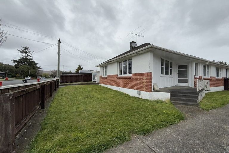 Photo of property in 1/35 Tararua Street, Trentham, Upper Hutt, 5018