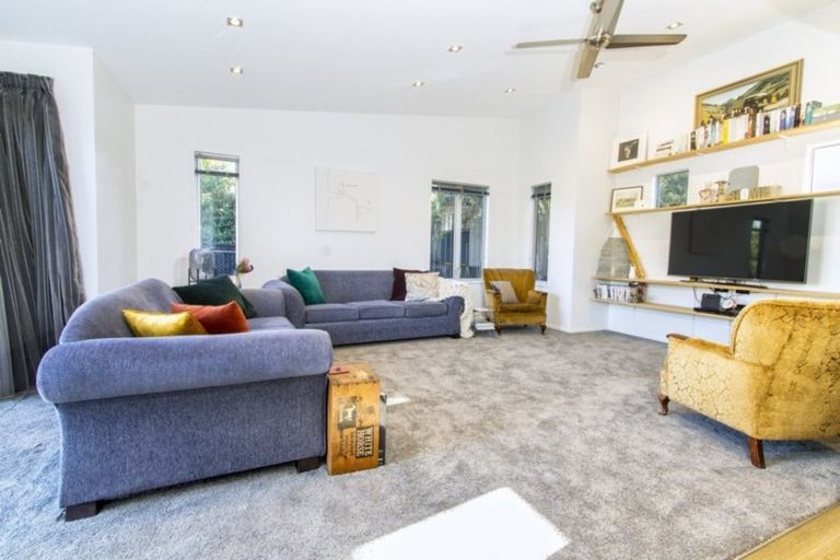 Photo of property in 8 Pisa Moorings Road, Mount Pisa, Cromwell, 9383