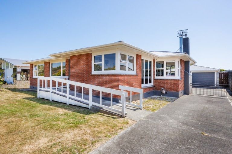 Photo of property in 26 Fairview Avenue, Feilding, 4702