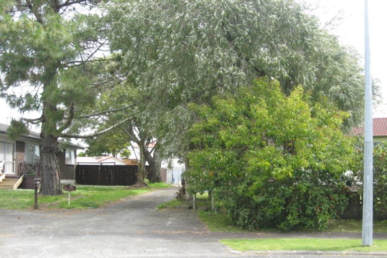 Photo of property in 22 Benton Place, Manurewa, Auckland, 2102
