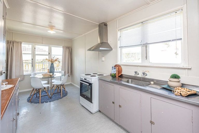 Photo of property in 45 Harper Street, Gonville, Whanganui, 4501
