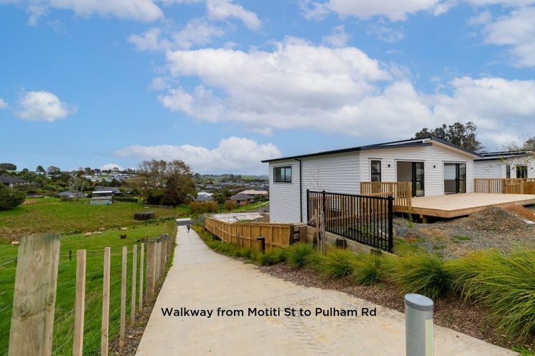 Photo of property in 4 Kiwinui Lane, Warkworth, 0910