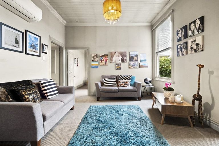 Photo of property in 44 Eastbourne Street, Caversham, Dunedin, 9012