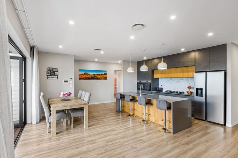 Photo of property in 61 Symes Drive, Red Beach, 0932