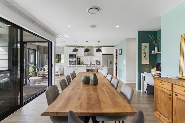 Photo of property in 19 Kahika Grove, Huapai, Kumeu, 0810