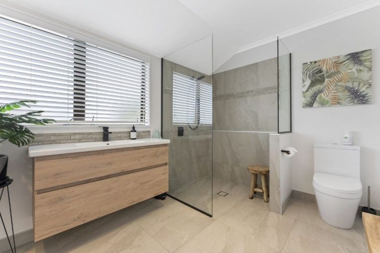 Photo of property in 181 Amberley Avenue, Highbury, Palmerston North, 4412