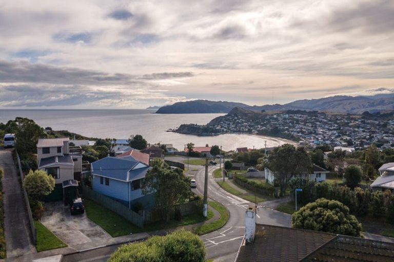 Photo of property in 63 Pikarere Street, Titahi Bay, Porirua, 5022