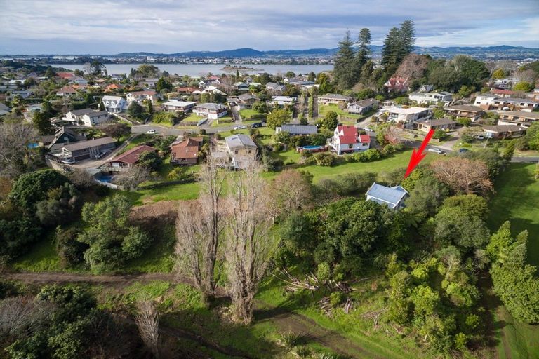 Photo of property in 35 Maungawhare Place, Otumoetai, Tauranga, 3110