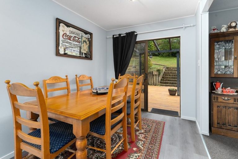 Photo of property in 10 Latitude Close, Whitby, Porirua, 5024