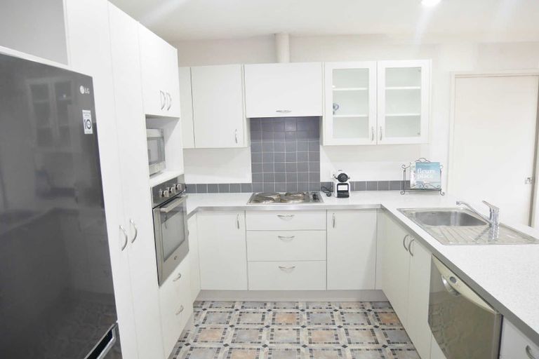 Photo of property in 87b Saint Martins Road, Saint Martins, Christchurch, 8022