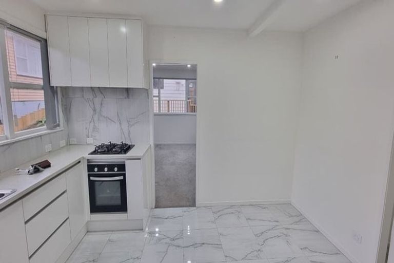 Photo of property in 32b Universal Drive, Henderson, Auckland, 0610