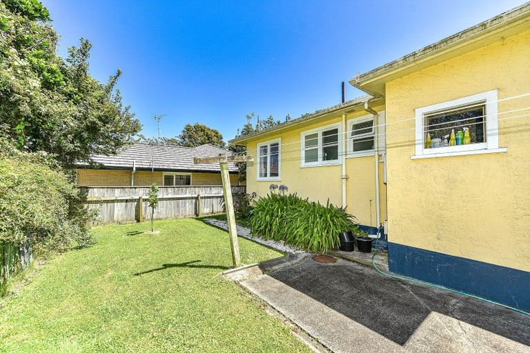 Photo of property in 1 Plunket Street, Durie Hill, Whanganui, 4500
