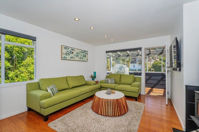 Photo of property in 241 Paku Drive, Tairua, 3508