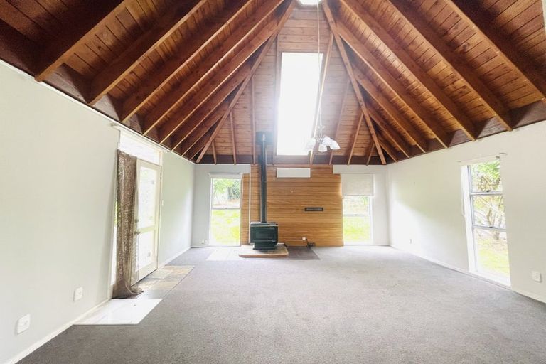 Photo of property in 72 Ridge Road, Howick, Auckland, 2014