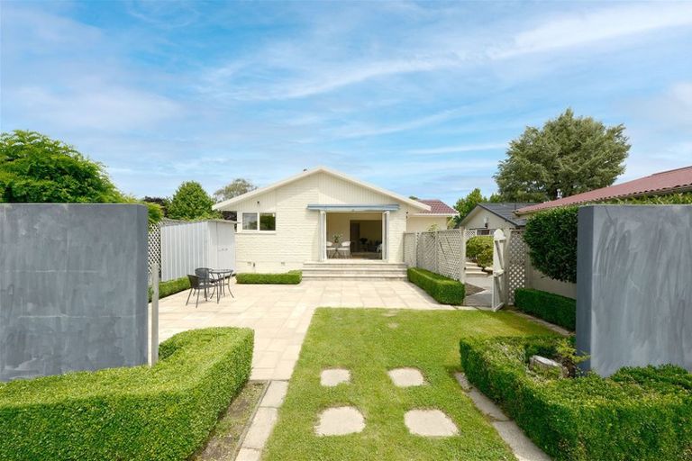 Photo of property in 18 Glenside Avenue, Ilam, Christchurch, 8041