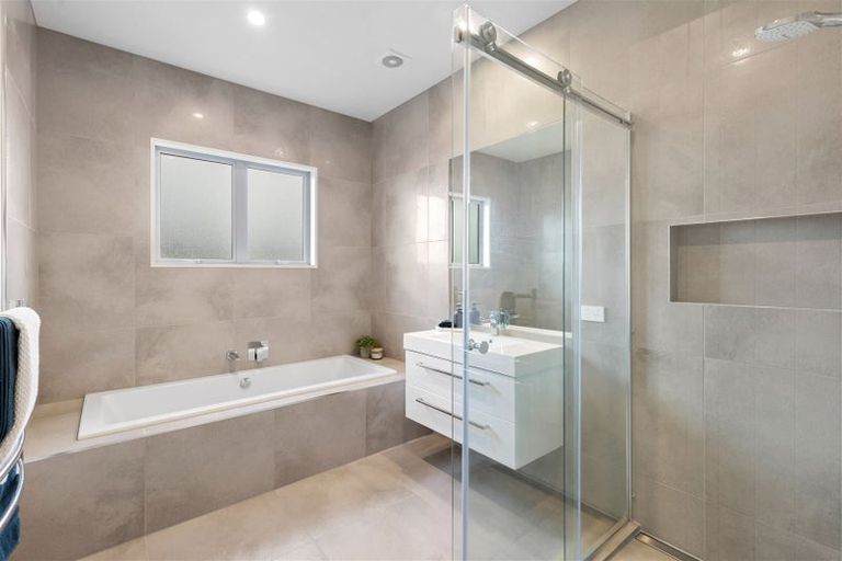 Photo of property in 5 Archrob Avenue, Prebbleton, 7604