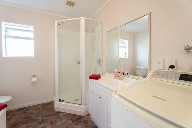 Photo of property in 63 Pikarere Street, Titahi Bay, Porirua, 5022