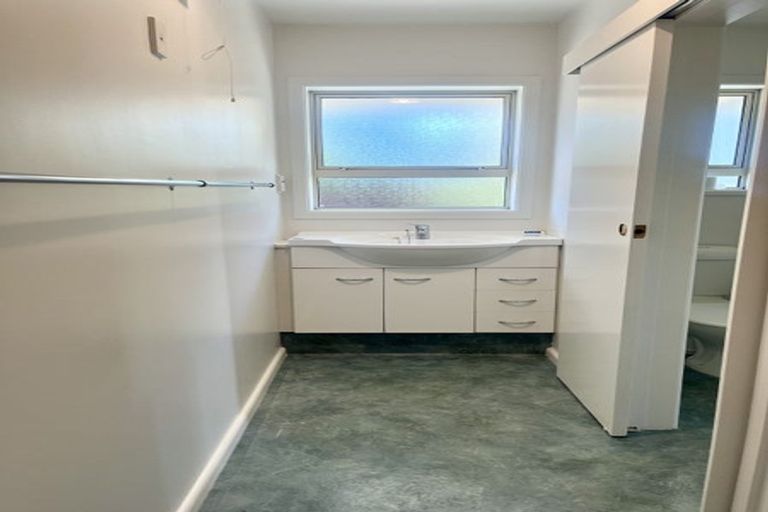 Photo of property in 1/25 Grahams Road, Ilam, Christchurch, 8041