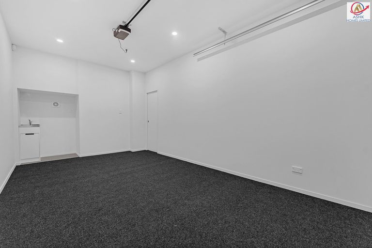 Photo of property in 26b Cape Road, Mangere, Auckland, 2022