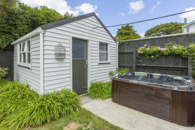 Photo of property in 391 Fergusson Drive, Heretaunga, Upper Hutt, 5018