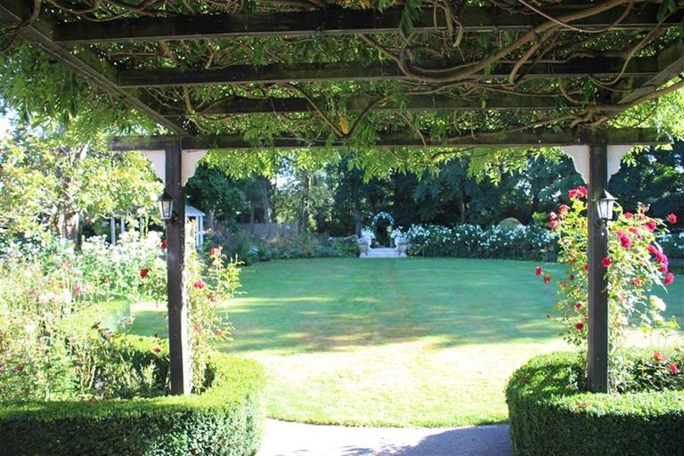 Photo of property in Ashfield House, 71 Cass Street, Temuka, 7920