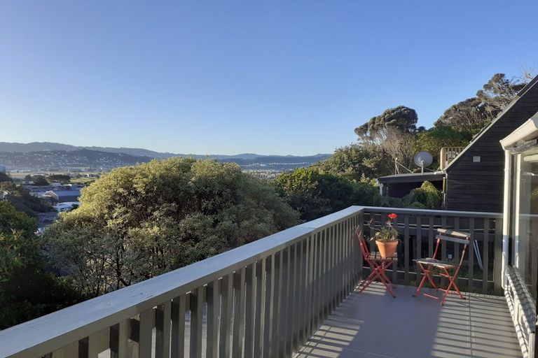 Photo of property in 4/8 Elphinstone Avenue, Strathmore Park, Wellington, 6022