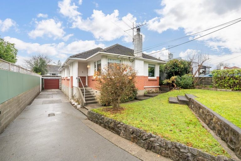 Photo of property in 8a Willow Grove, Ebdentown, Upper Hutt, 5018